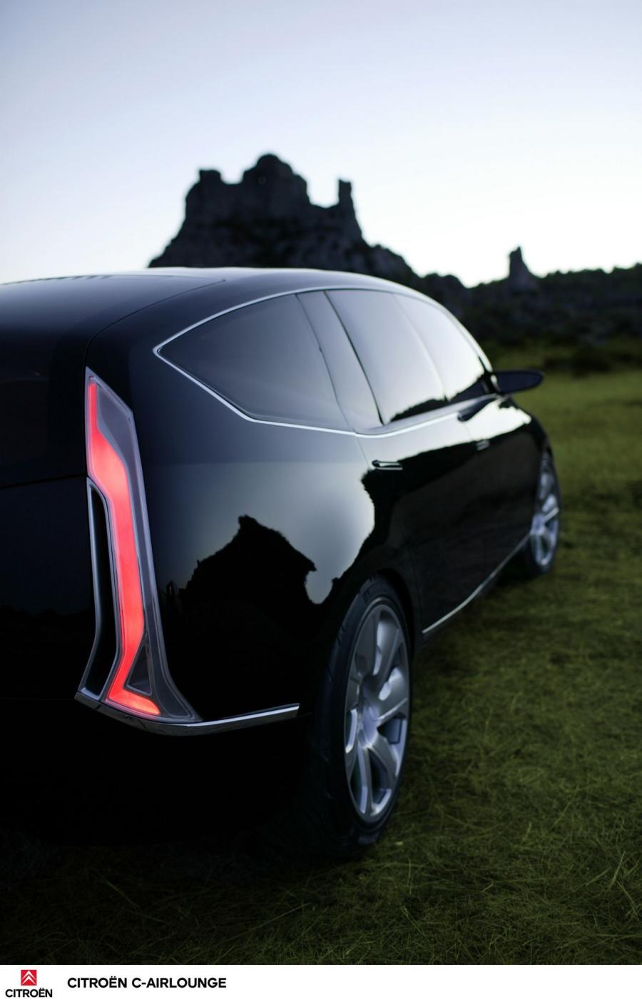  Citroen C-AirLounge Concept 2003 года  (фото 38 из 59)